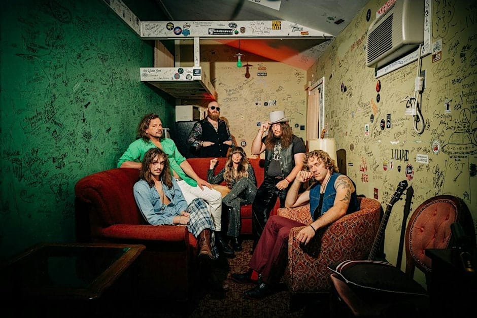 Parker Barrow + Hippies & Cowboys CoBill @ Live Wire Athens