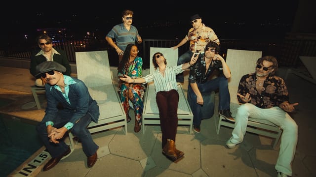 Yacht Rock Revue - The 18th Annual Yacht Rock Holiday Special